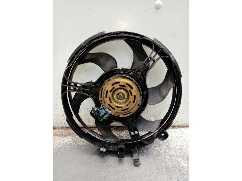 Recambio de electroventilador para fiat stilo (192) 1.6 16v cat referencia OEM IAM 832301000  