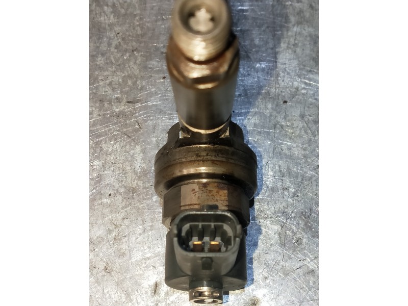 Recambio de inyector para opel astra h caravan cosmo referencia OEM IAM 0445110175  BOSCH