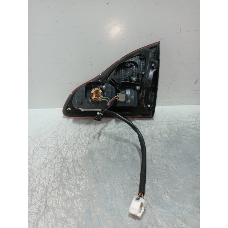 Recambio de piloto trasero izquierdo interior para toyota avensis verso (m20) 2.0 turbodiesel cat referencia OEM IAM   