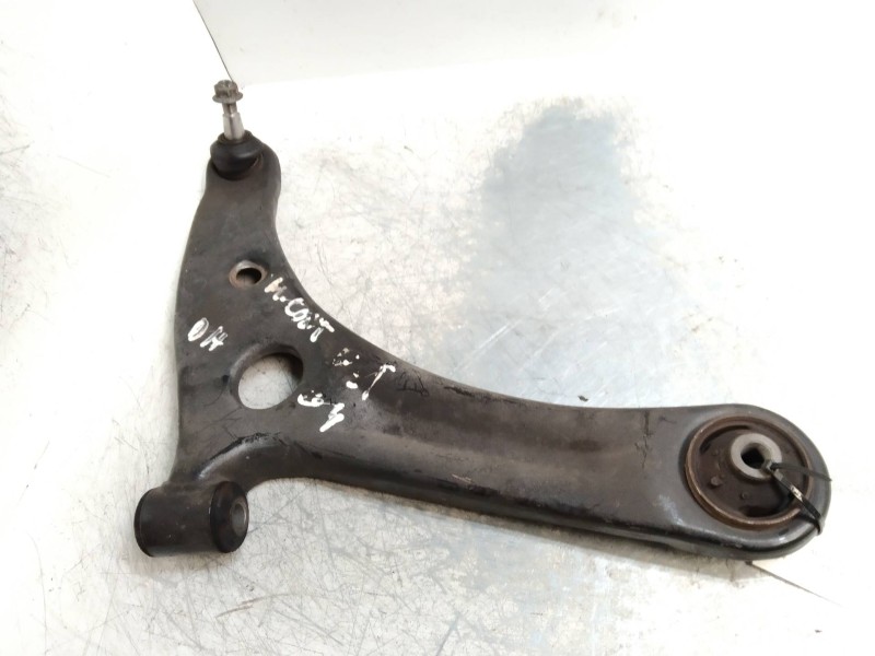 Recambio de brazo suspension inferior delantero izquierdo para mitsubishi colt berlina 3 (cz) 1.3 atlantis referencia OEM IAM   