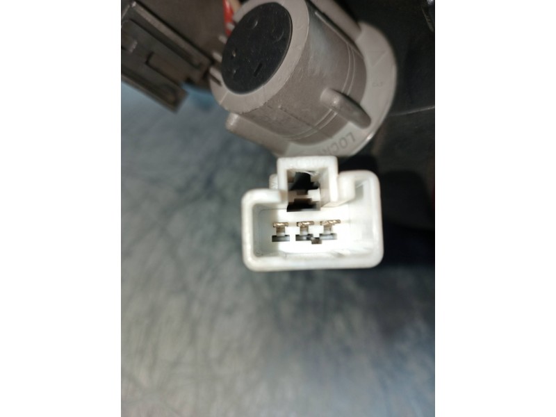 Recambio de piloto trasero izquierdo interior para toyota carina (t19) 2.0 td xl (4-ptas.) referencia OEM IAM   