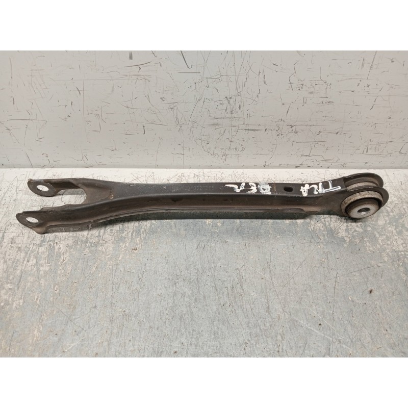 Recambio de brazo suspension inferior trasero derecho para mercedes clase c (w205) lim. 2.1 cdi cat referencia OEM IAM A20435212