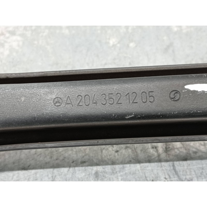 Recambio de brazo suspension inferior trasero derecho para mercedes clase c (w205) lim. 2.1 cdi cat referencia OEM IAM A20435212