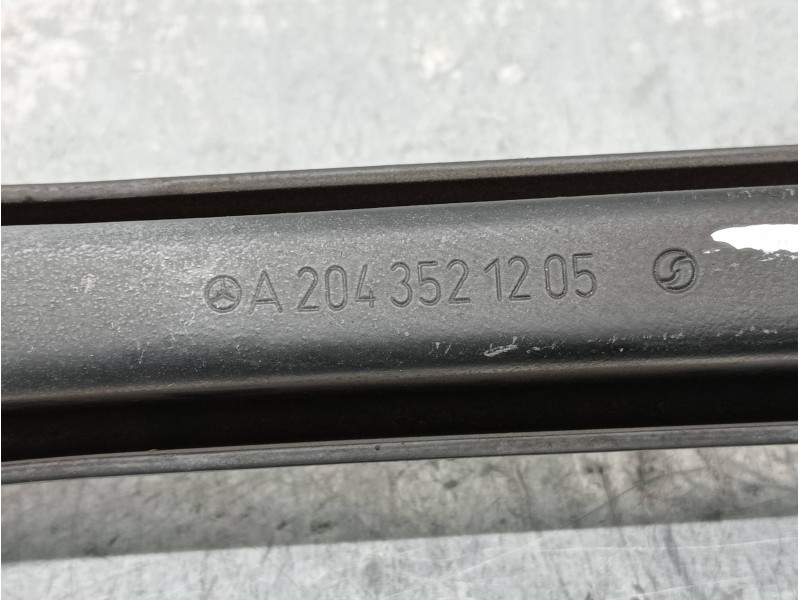 Recambio de brazo suspension inferior trasero derecho para mercedes clase c (w205) lim. 2.1 cdi cat referencia OEM IAM A20435212