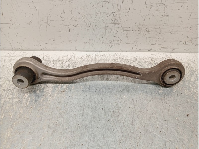 Recambio de brazo suspension superior trasero izquierdo para mercedes clase c (w205) lim. 2.1 cdi cat referencia OEM IAM   