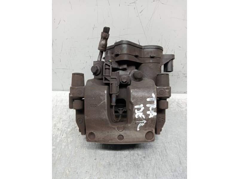 Recambio de pinza freno trasera derecha para mercedes clase c (w205) lim. 2.1 cdi cat referencia OEM IAM A2054232098  