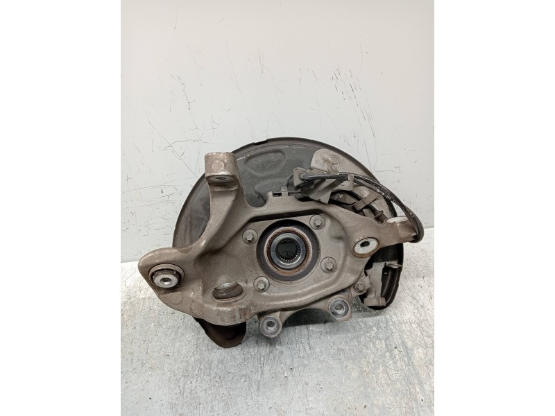 Recambio de mangueta trasera derecha para mercedes clase c (w205) lim. 2.1 cdi cat referencia OEM IAM   