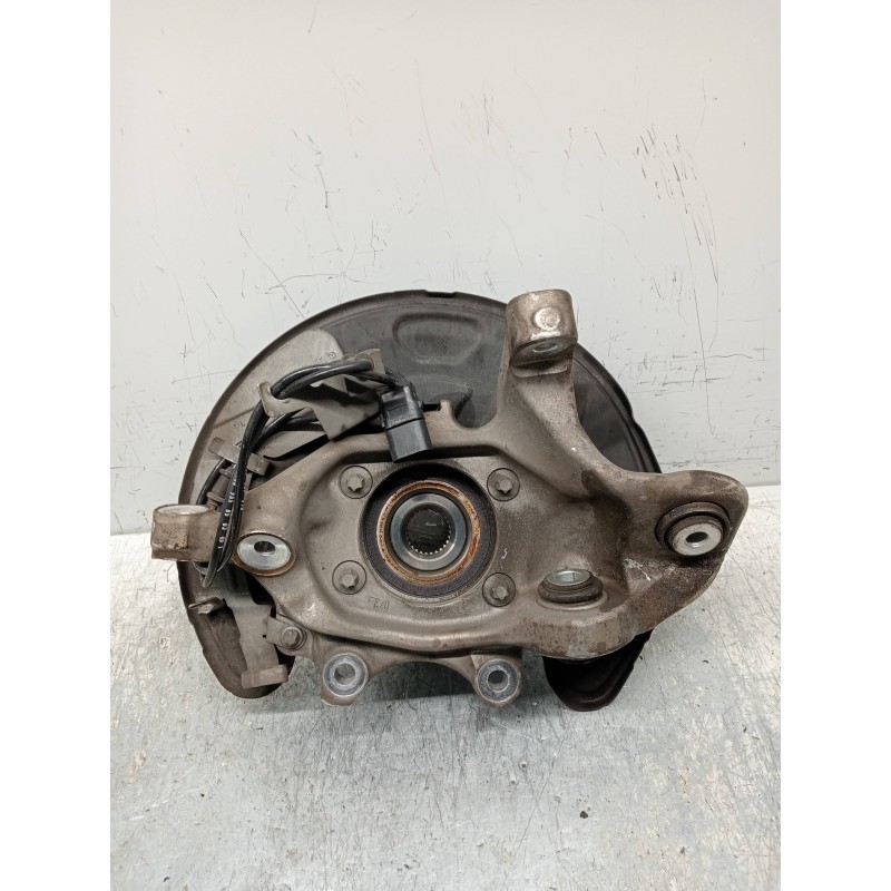 Recambio de mangueta trasera izquierda para mercedes clase c (w205) lim. 2.1 cdi cat referencia OEM IAM   