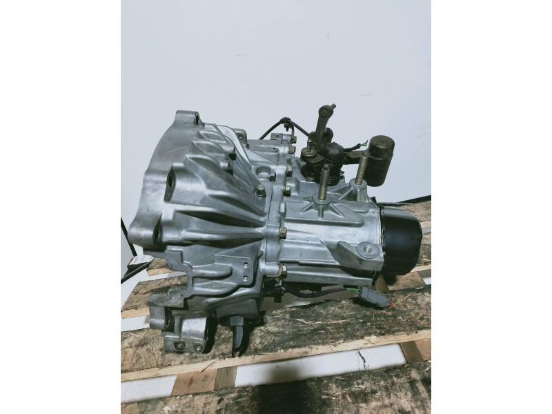 Recambio de caja cambios para mazda 6 berlina (gg) 1.8 active (5-ptas.) referencia OEM IAM GDFB GC130 3TF1206818