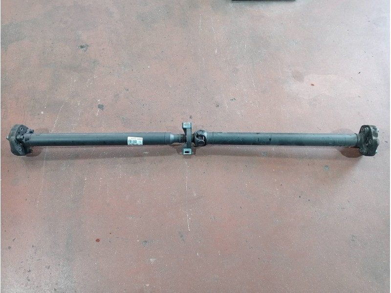 Recambio de transmision central para mercedes clase c (w205) lim. 2.1 cdi cat referencia OEM IAM A2050302 2054100302 