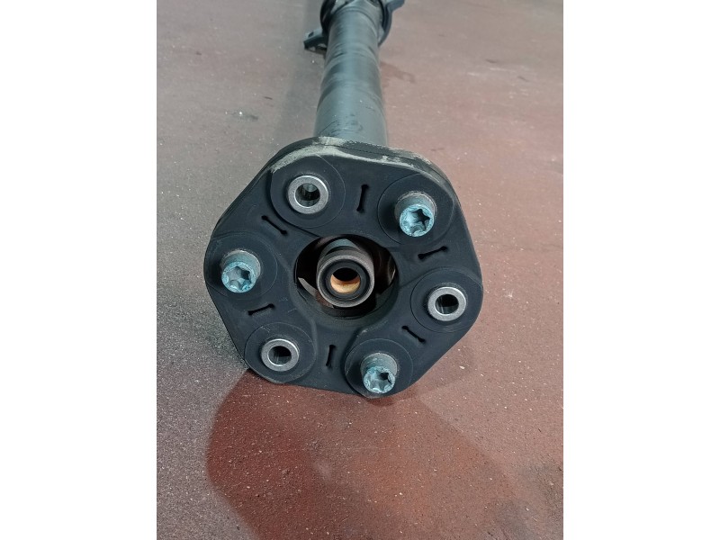 Recambio de transmision central para mercedes clase c (w205) lim. 2.1 cdi cat referencia OEM IAM A2050302 2054100302 