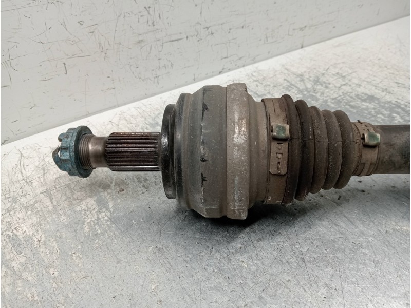 Recambio de transmision trasera derecha para mercedes clase c (w205) lim. 2.1 cdi cat referencia OEM IAM A2053503102  