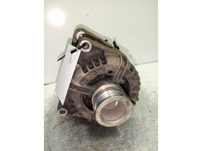 Recambio de alternador para fiat stilo (192) 1.6 16v cat referencia OEM IAM 0124425005  
