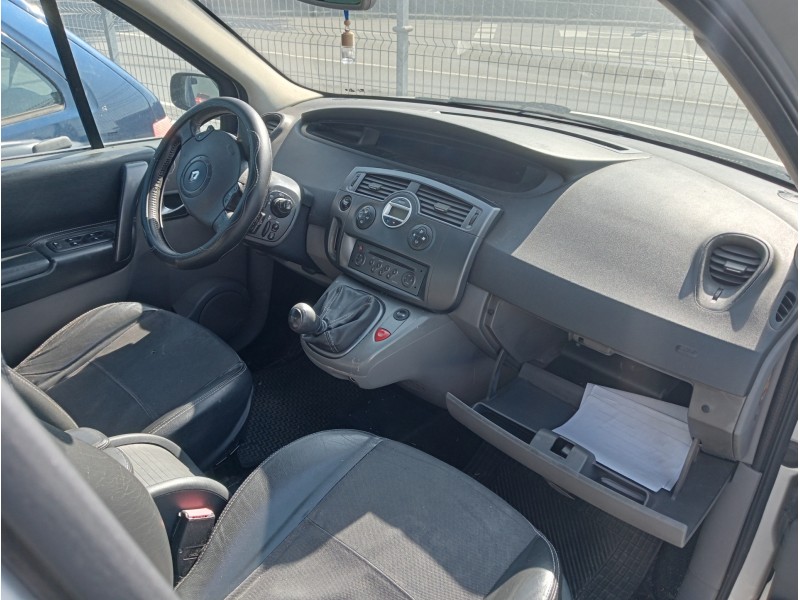 renault scenic ii del año 2005