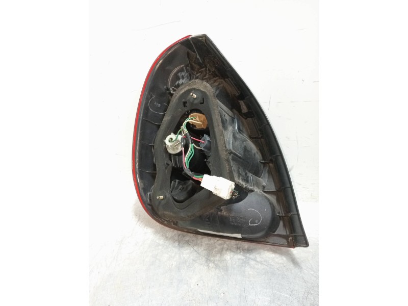 Recambio de piloto trasero derecho para toyota corolla (e11) 1.6 16v referencia OEM IAM   