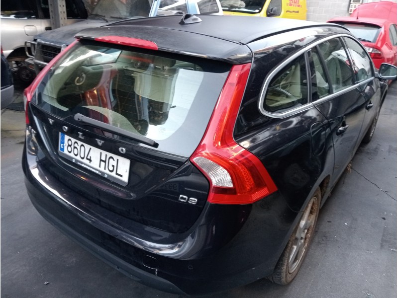 volvo v60 kombi del año 2011