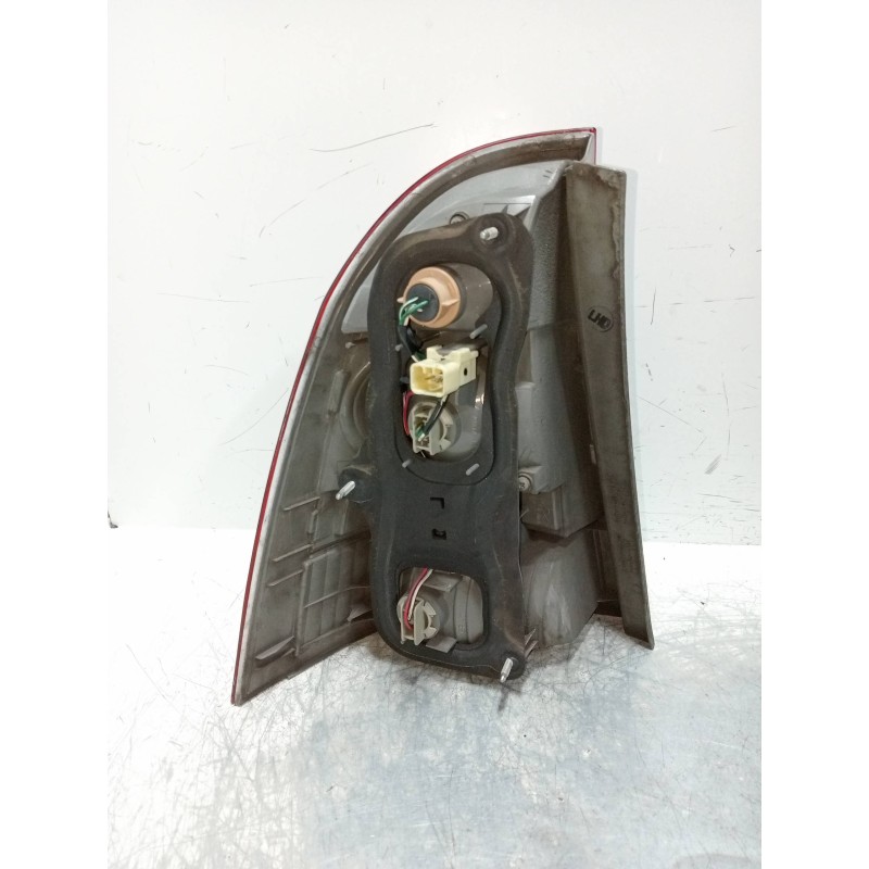 Recambio de piloto trasero derecho para toyota corolla familiar (e12) 1.4 turbodiesel cat referencia OEM IAM   