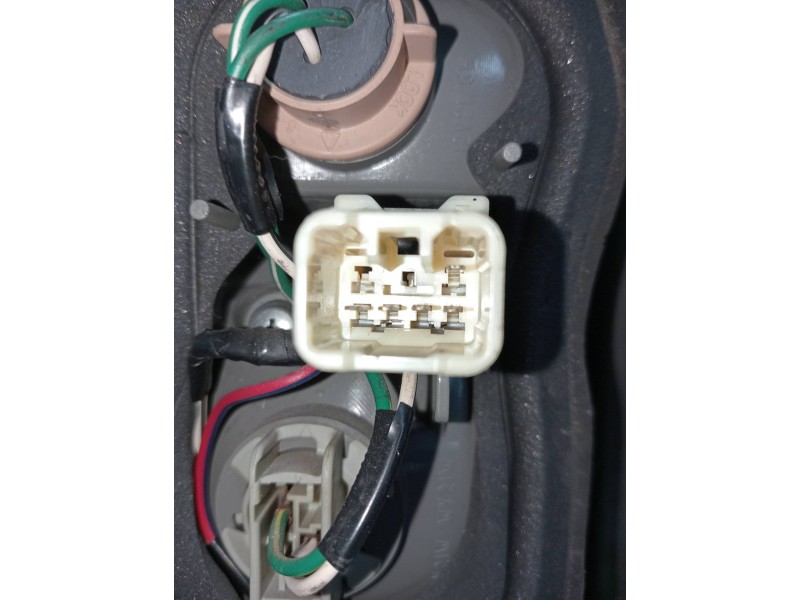 Recambio de piloto trasero derecho para toyota corolla familiar (e12) 1.4 turbodiesel cat referencia OEM IAM   