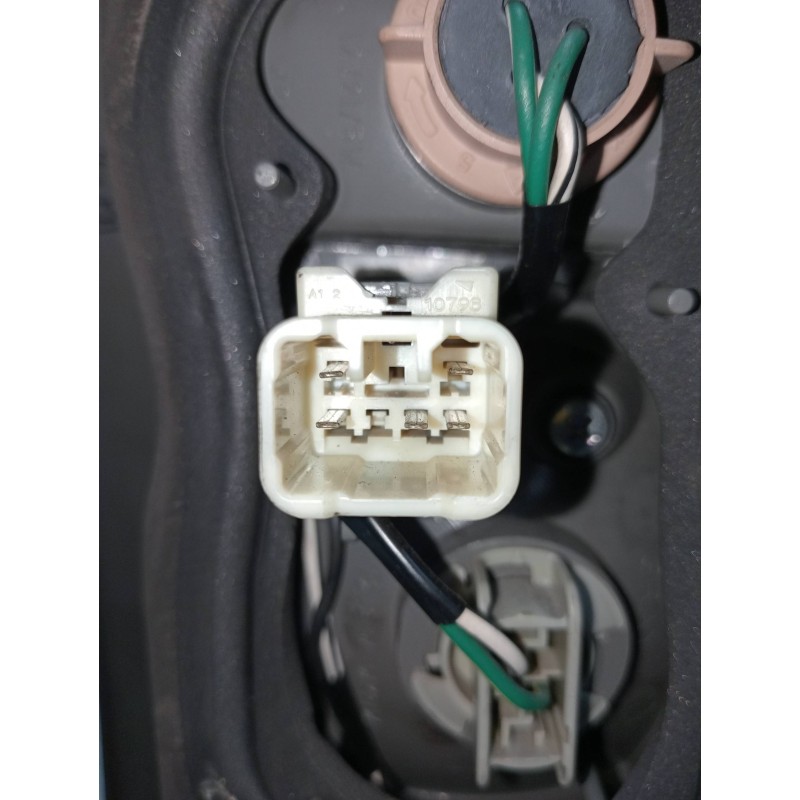 Recambio de piloto trasero izquierdo para toyota corolla familiar (e12) 1.4 turbodiesel cat referencia OEM IAM   