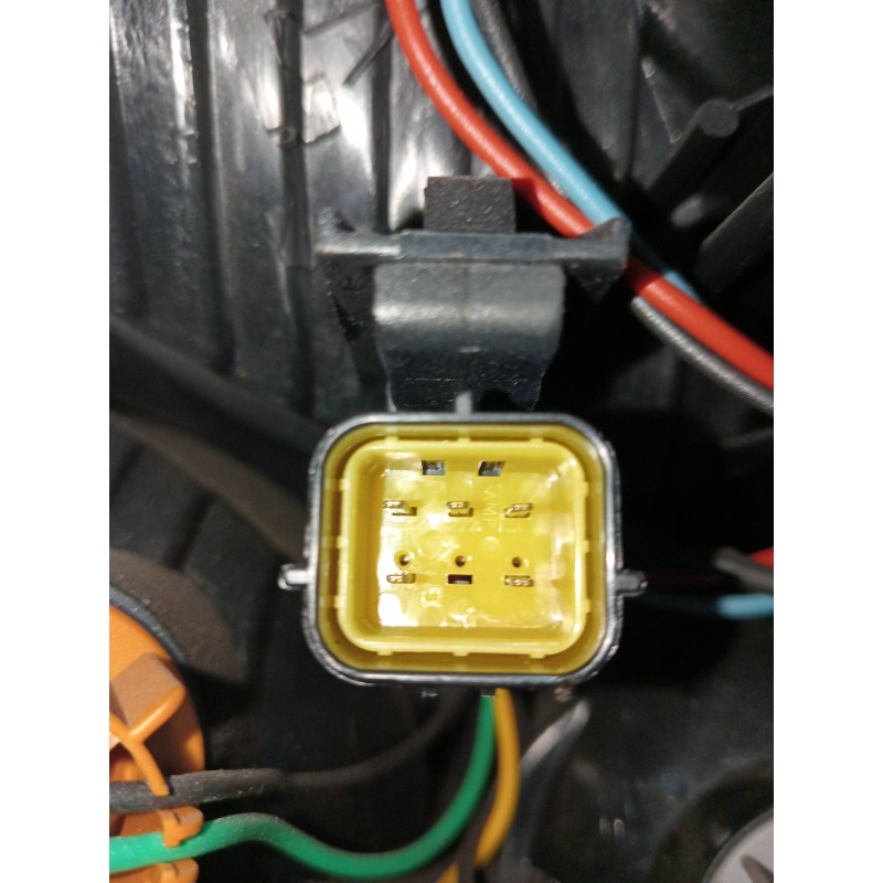 Recambio de piloto trasero derecho para toyota corolla (e11) 1.4 16v cat referencia OEM IAM 54596293  