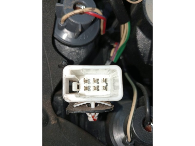 Recambio de piloto trasero izquierdo para toyota corolla (e11) 1.6 16v referencia OEM IAM   