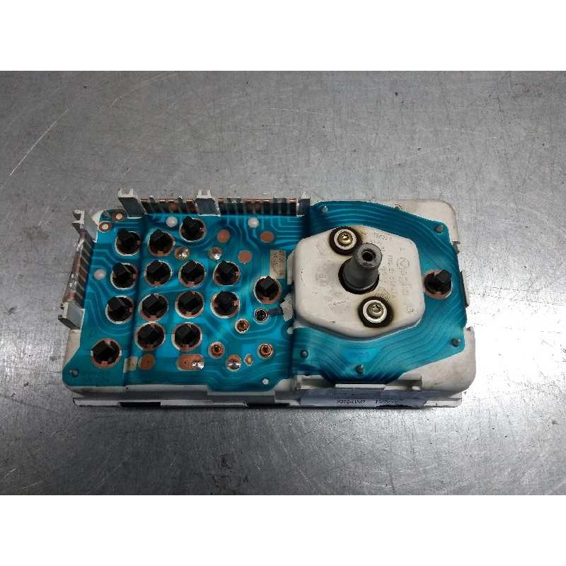 Recambio de cuadro instrumentos para renault rapid/express (f40) 1.3 básico familiar / rl (f406) referencia OEM IAM 7700305189 E