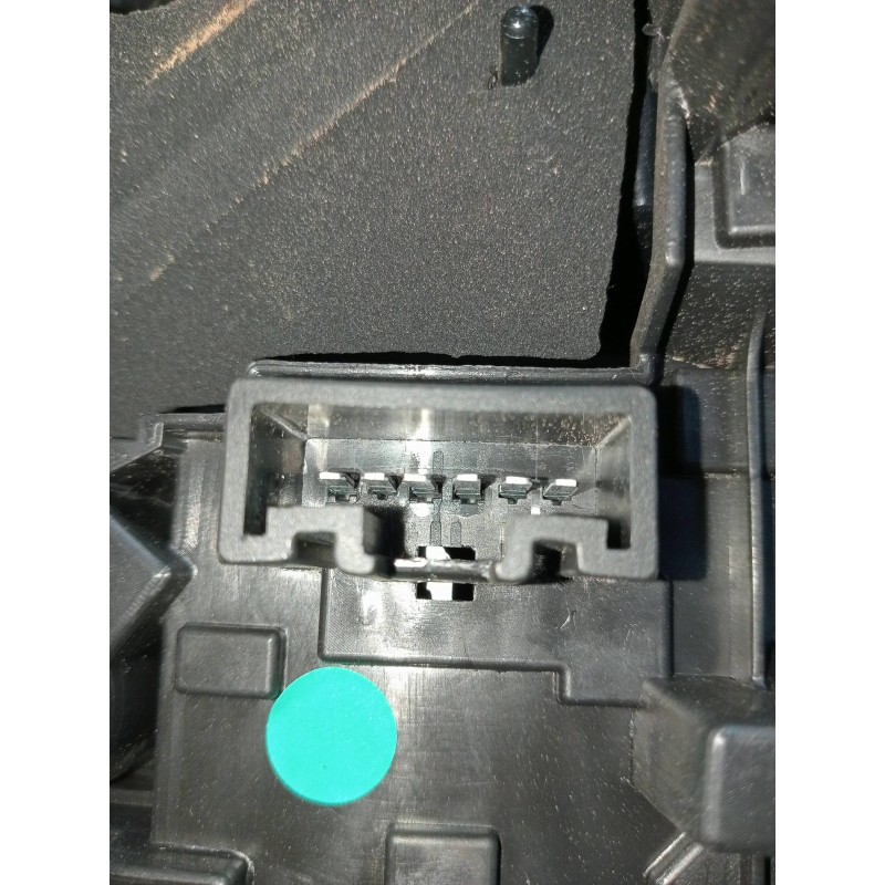 Recambio de piloto trasero derecho para toyota corolla (e12) 2.0 d-4d linea luna berlina referencia OEM IAM   