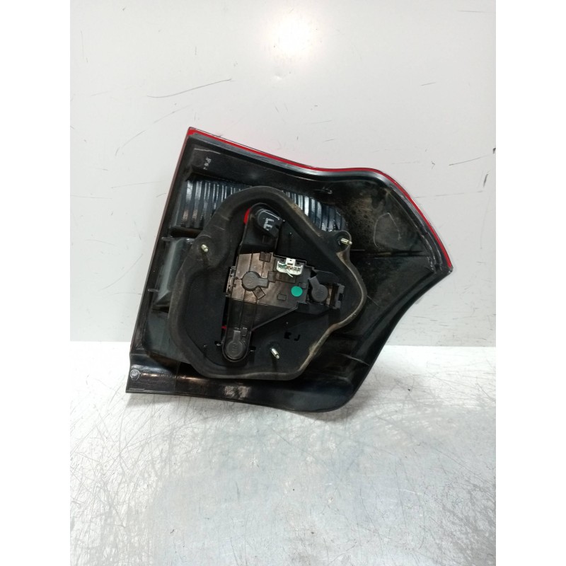 Recambio de piloto trasero izquierdo para toyota corolla (e12) 2.0 d-4d linea luna berlina referencia OEM IAM   