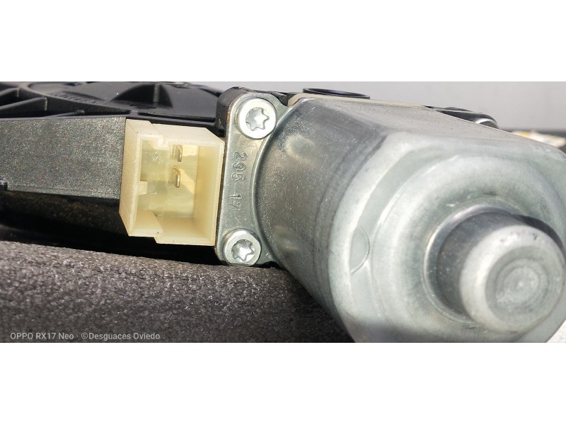 Recambio de elevalunas delantero derecho para skoda superb (3v3) active referencia OEM IAM 5Q0959802B 0130822716 