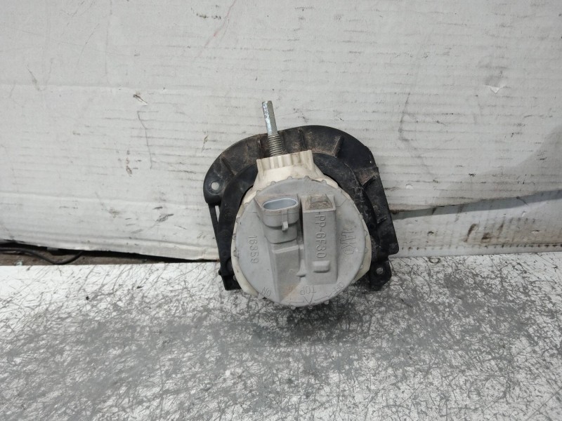 Recambio de faro antiniebla izquierdo para peugeot bipper tepee active referencia OEM IAM 01357925080 04026099900010 