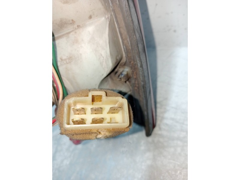 Recambio de piloto trasero izquierdo para toyota land cruiser 60 gx referencia OEM IAM   