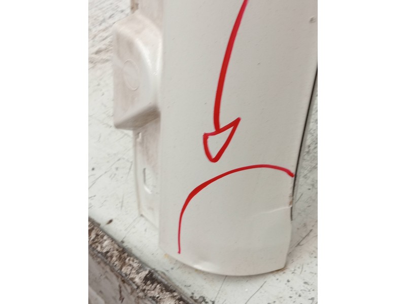 Recambio de faldon lateral para mercedes clase c (w205) lim. 2.1 cdi cat referencia OEM IAM   DERECHO