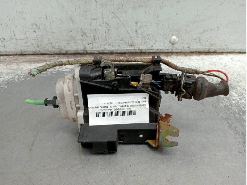 Recambio de motor cierre centralizado delantero izquierdo para audi a6 berlina (c4) 2.8 referencia OEM IAM 4A1837015D  5P