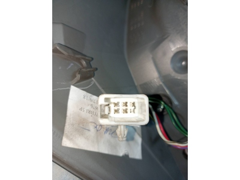 Recambio de piloto trasero derecho para toyota prius (nhw30) referencia OEM IAM   