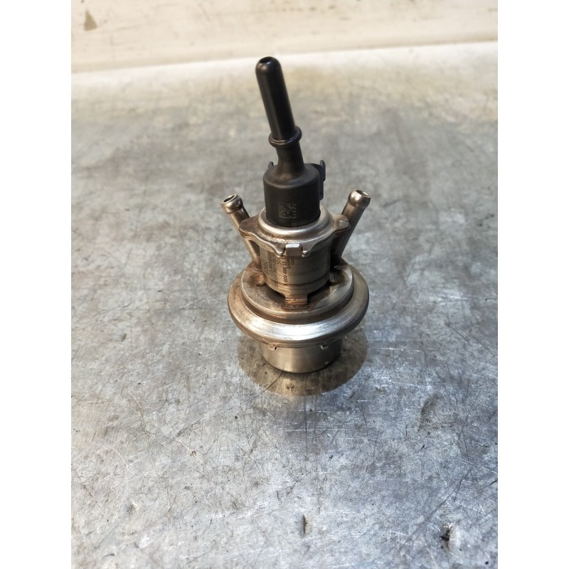 Recambio de inyector para mercedes clase c (w205) lim. 2.1 cdi cat referencia OEM IAM 0444025017 0004901113 ADBLUE