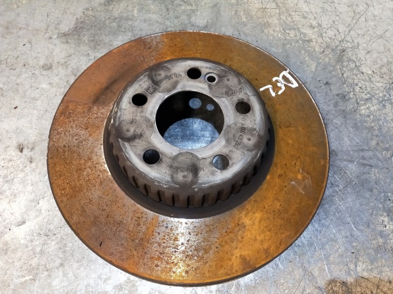 Recambio de disco freno delantero para mercedes clase c (w205) lim. 2.1 cdi cat referencia OEM IAM   VENTILADO