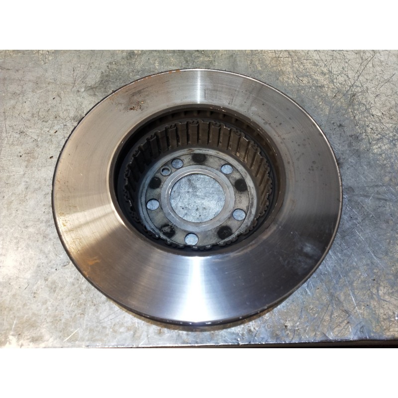 Recambio de disco freno delantero para mercedes clase c (w205) lim. 2.1 cdi cat referencia OEM IAM   VENTILADO