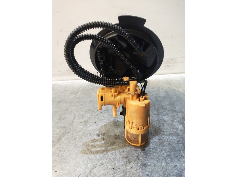 Recambio de bomba combustible para mercedes clase c (w205) lim. 2.1 cdi cat referencia OEM IAM A2054701694  
