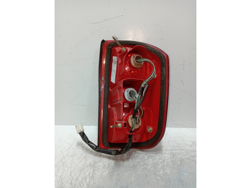 Recambio de piloto trasero izquierdo para toyota rav 4 (a2) 1.8 16v cat referencia OEM IAM   