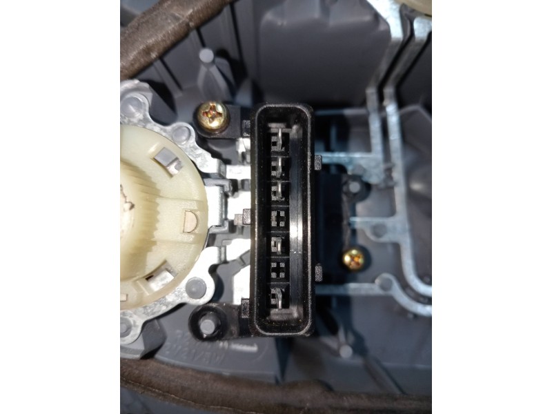 Recambio de piloto trasero derecho para toyota yaris (ncp1/nlp1/scp1) 1.0 cat referencia OEM IAM   
