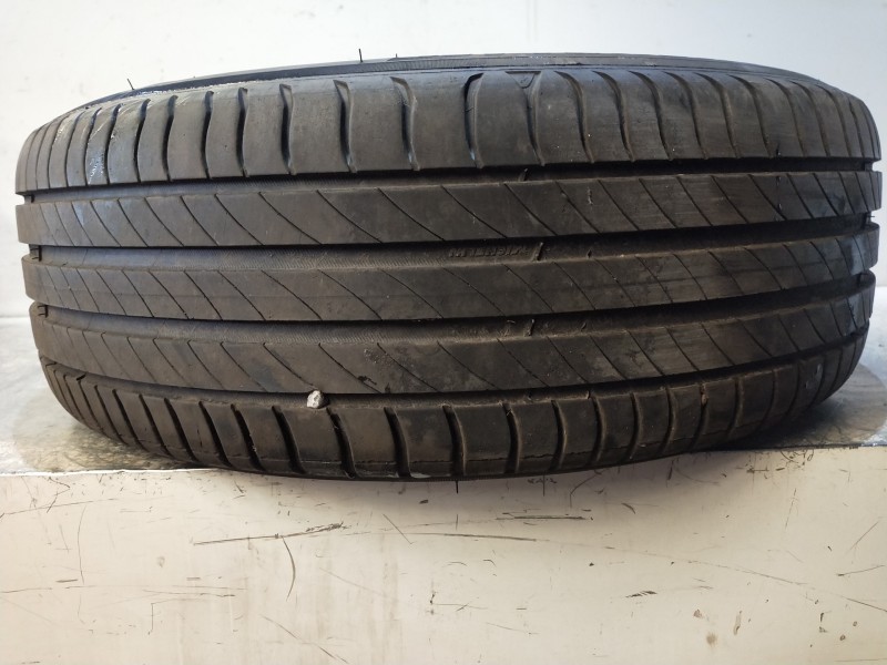 Recambio de juego llantas para kia niro business referencia OEM IAM   205/60/16