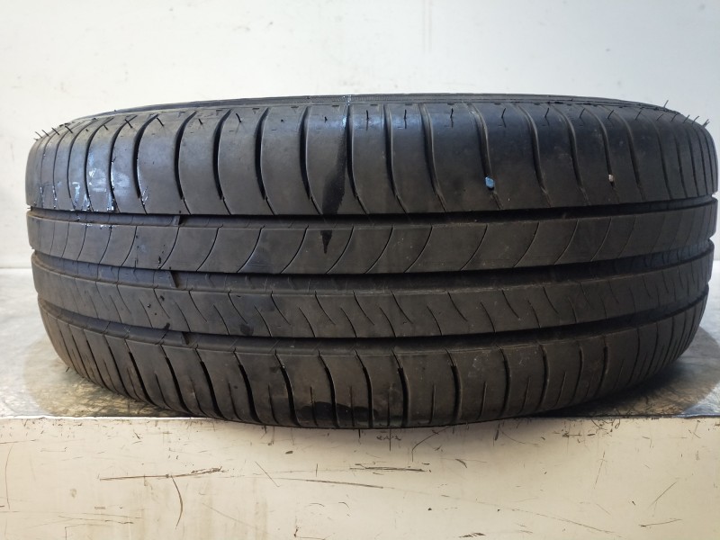 Recambio de juego llantas para kia niro business referencia OEM IAM   205/60/16