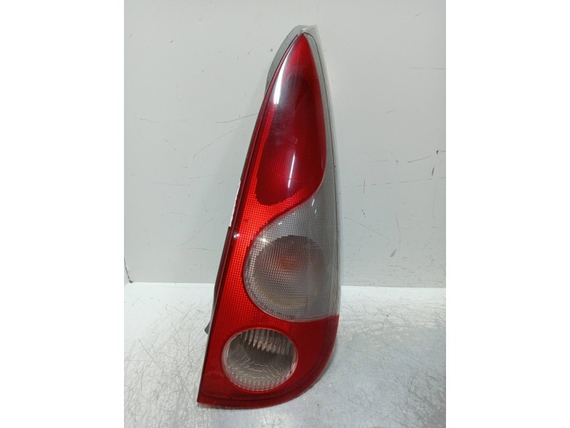 Recambio de piloto trasero derecho para toyota yaris verso (ncp2/nlp2) 1.3 linea sol referencia OEM IAM   