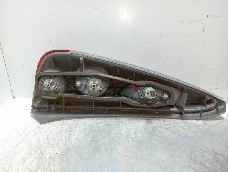 Recambio de piloto trasero derecho para toyota yaris verso (ncp2/nlp2) 1.3 linea sol referencia OEM IAM   