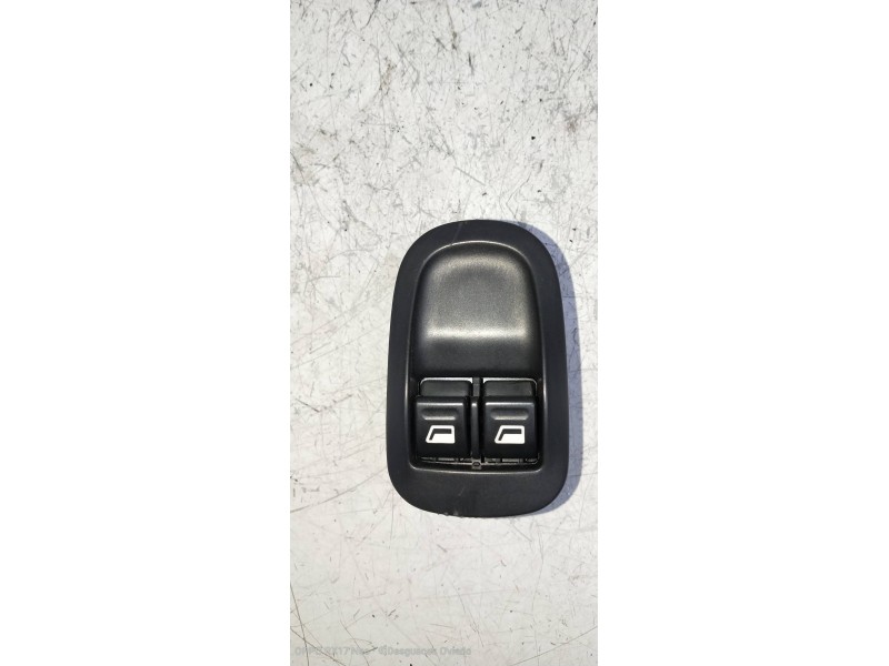 Recambio de mando elevalunas delantero izquierdo para peugeot 206 sw x-line referencia OEM IAM   