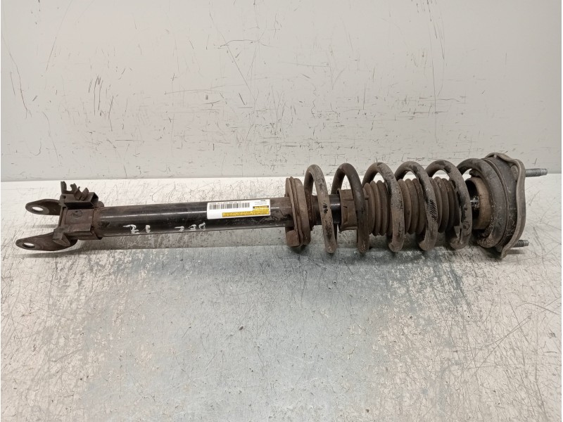 Recambio de amortiguador delantero derecho para mercedes clase c (w205) lim. 2.1 cdi cat referencia OEM IAM A2053200613  