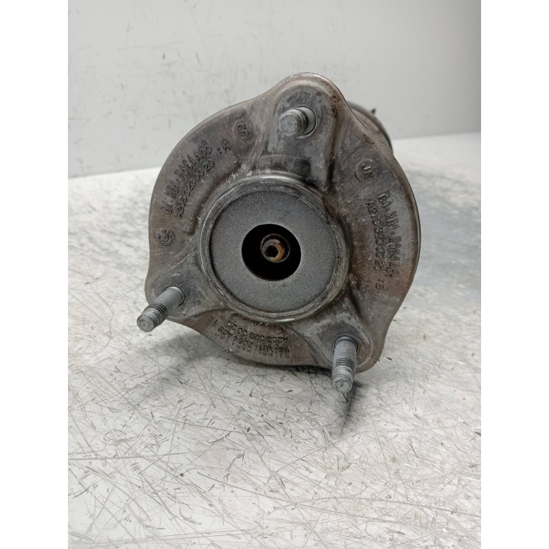 Recambio de amortiguador delantero derecho para mercedes clase c (w205) lim. 2.1 cdi cat referencia OEM IAM A2053200613  
