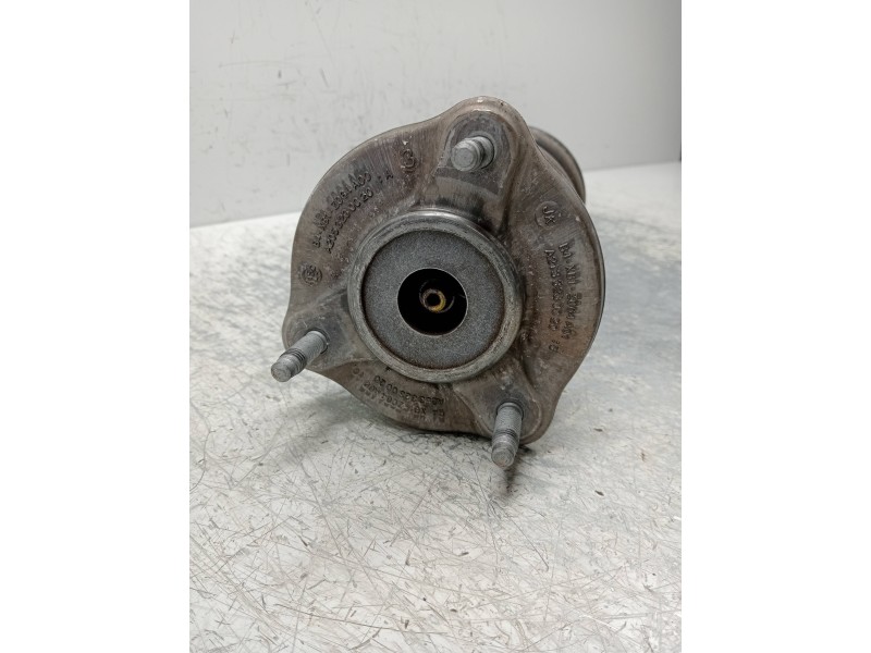 Recambio de amortiguador delantero izquierdo para mercedes clase c (w205) lim. 2.1 cdi cat referencia OEM IAM A2053200613  