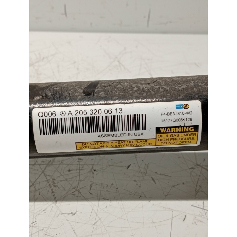 Recambio de amortiguador delantero izquierdo para mercedes clase c (w205) lim. 2.1 cdi cat referencia OEM IAM A2053200613  