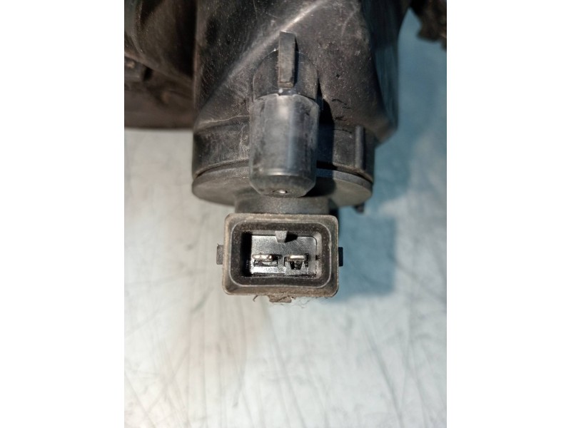 Recambio de piloto delantero derecho para toyota avensis berlina (t 22) 2.0 d4-d luna (5-ptas.) referencia OEM IAM   